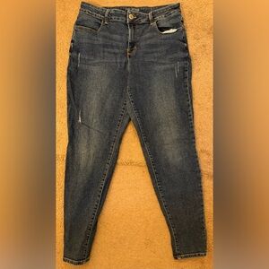 Maurice’s High Rise Jeggings